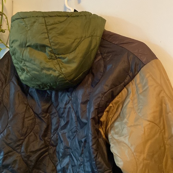 Wild Things reversible puffer jacket - Picture 5 of 10